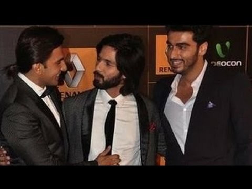 Ranveer Singh & Arjun Kapoor MAKE FUN of Shahid Kapoor's Wedding : IIFA Awards 2015