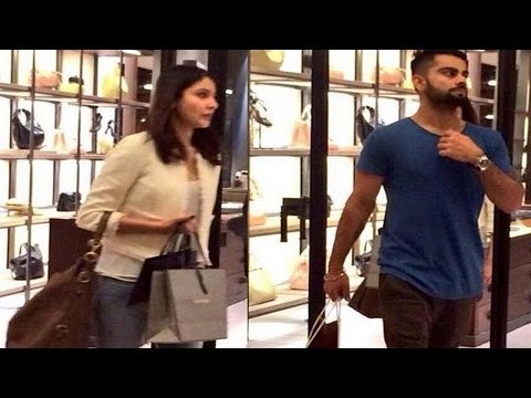 Anushka Sharma & Virat Kohli go on a SHOPPING SPREE