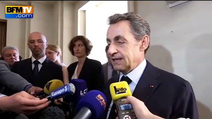 "Personne ne parlait comme Charles Pasqua", se souvient Nicolas Sarkozy