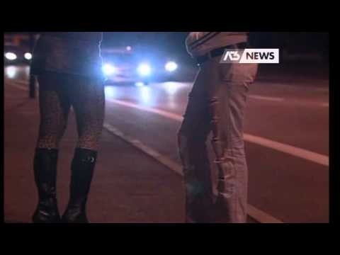 PIZZO PER PROSTITUIRSI: BANDA SGOMINATA