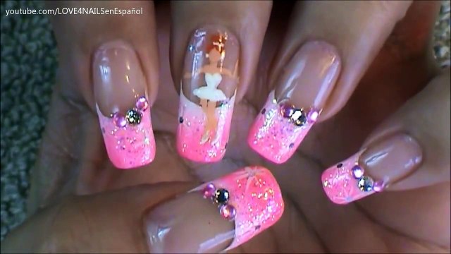 Como Pintar Una Bailarina En Sus Uñas ~ Tutorial