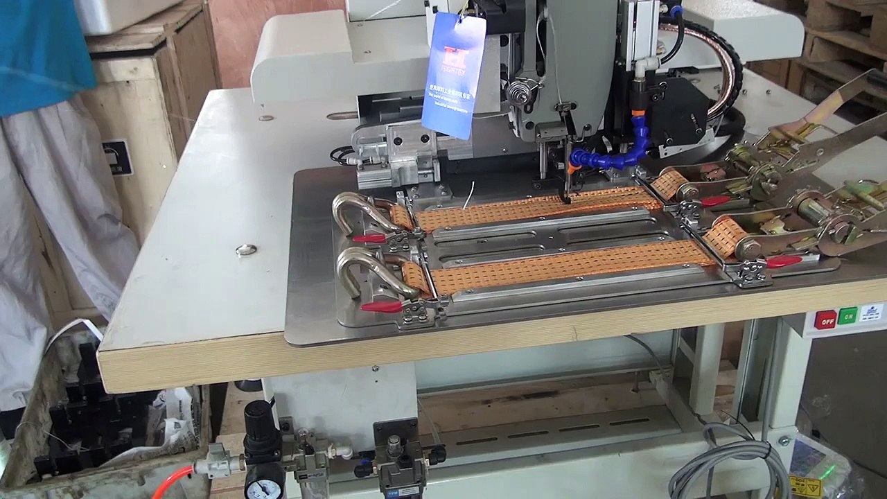 Machine automatisée pour la couture sangle cliquet