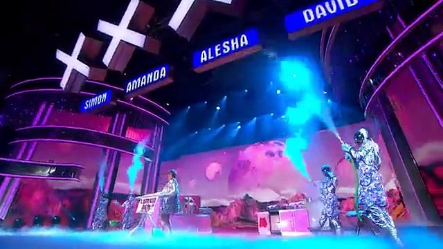 Lorraine Bowens singing is out of this world Semi Final 1 Britains Got Talent 2015