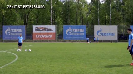 Hulk explode bola de futebol durante treinamento do Zenit