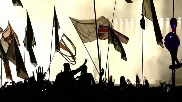 Kanye West - Bohemian Rhapsody (Glastonbury 2015)