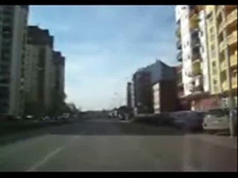 TVRDO SRCE I VELIKE UŠI - Pucanj u prazno (1982)