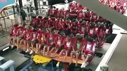 Guardate la giostra più Incredibile di sempre