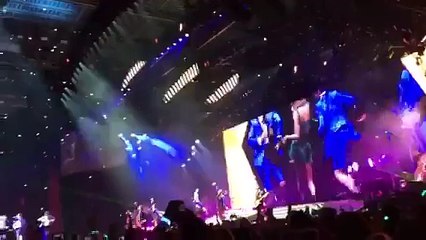 Taylor Swift, Shake It Off in Dublin