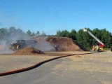 Allennes-les-Marais : plusieurs tonnes de copeaux de bois en feu (2)