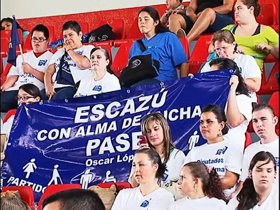Oscar López
