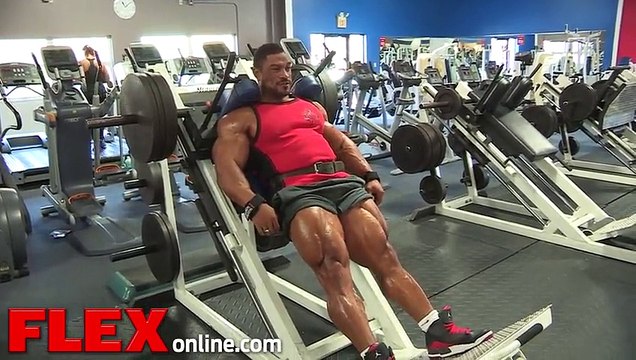 Behind the Scenes- Roelly Winklaar Leg Photoshoot