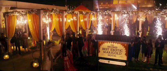 EL NUEVO EXÓTICO HOTEL MARIGOLD 2015  COMEDIA