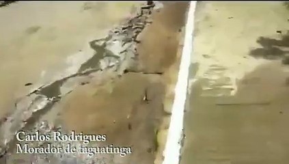 Rua danificada em Taguatinga