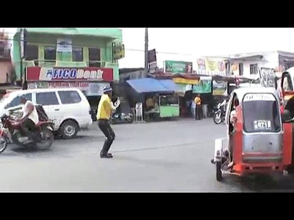 Dancing Traffic Enforcer Philippines