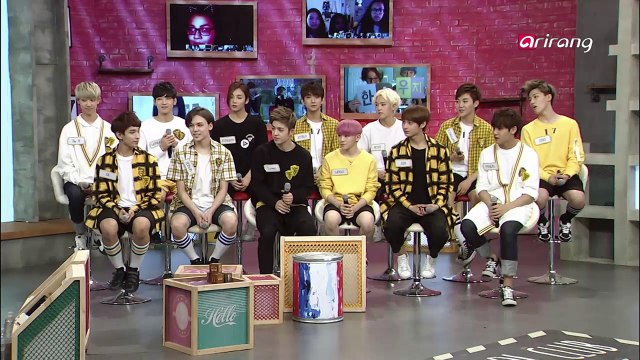 Live tweets with fans