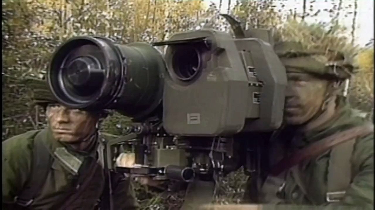 Anti-Tank Guided Missile Hits Tank 單兵手持反坦克飛彈