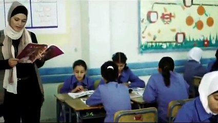 دور المعلم في تعزيز تعلم مهارات القراءة و الكتابة و الحساب