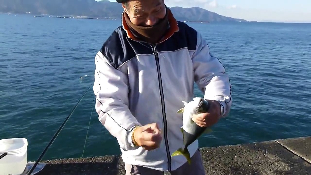 遠投カゴ釣り　2012．12．26　静浦でｲﾅﾀﾞが釣れてた。　mp4