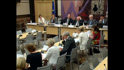 Delphine Batho: "le secret des affaires ne doit pas être l'impunité des lobbies"