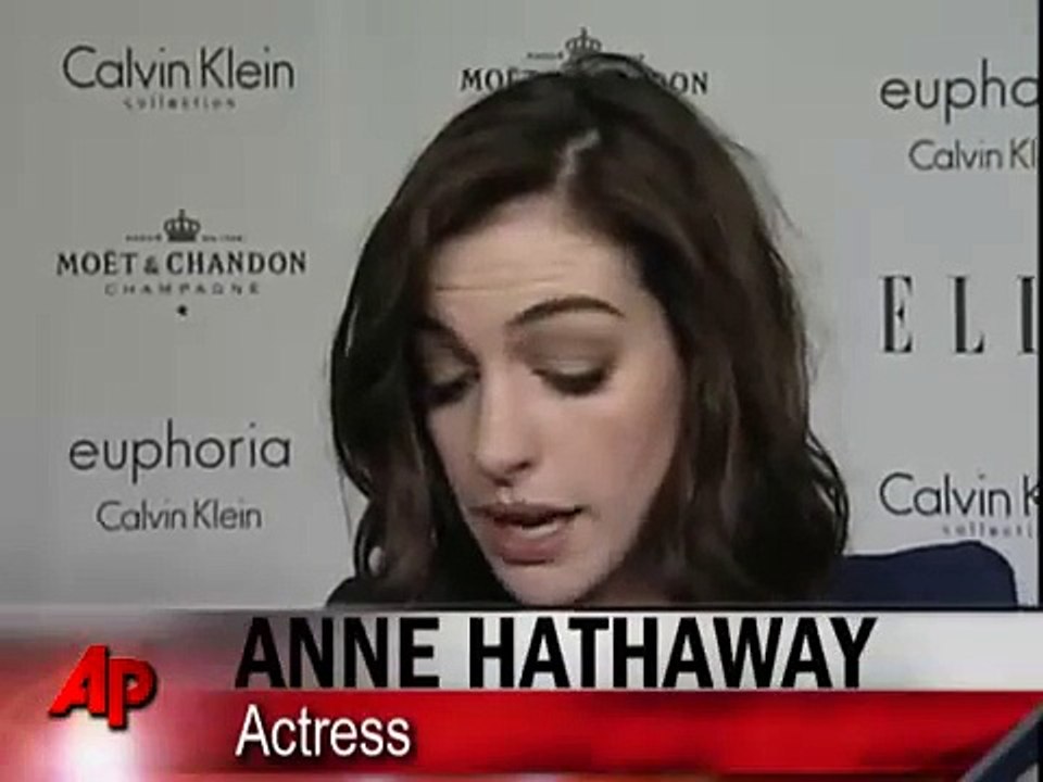 Anne Hathaway and Others Talk About Sarah Palin