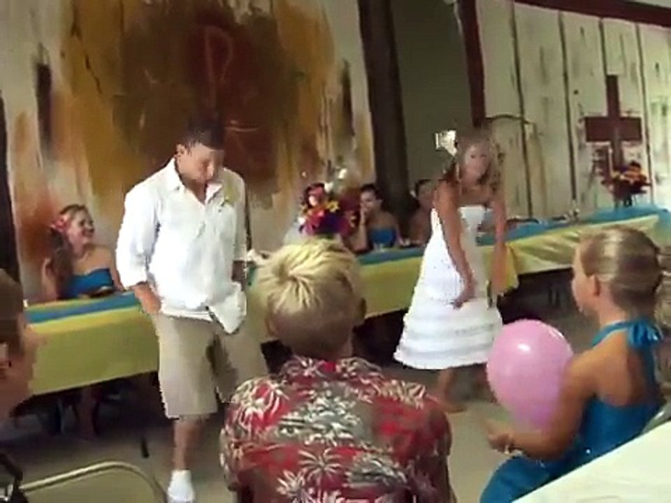 The Best First Dance at a Wedding - Very Funny 1st Dance!
