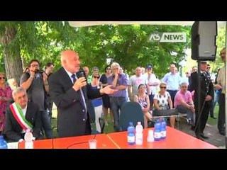 PROFUGHI, CITTADINI CONTESTANO IL PREFETTO