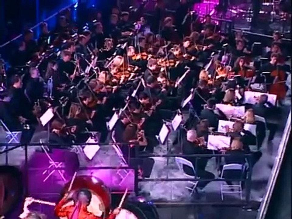 JOHNNY HALLYDAY - Que je t'aime (live symphonique)