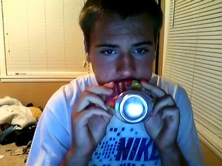 How to make v10 car sounds with mouth and soda can!