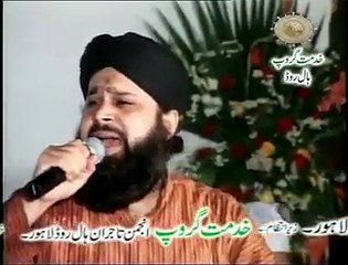 Awais raza qadri in rain