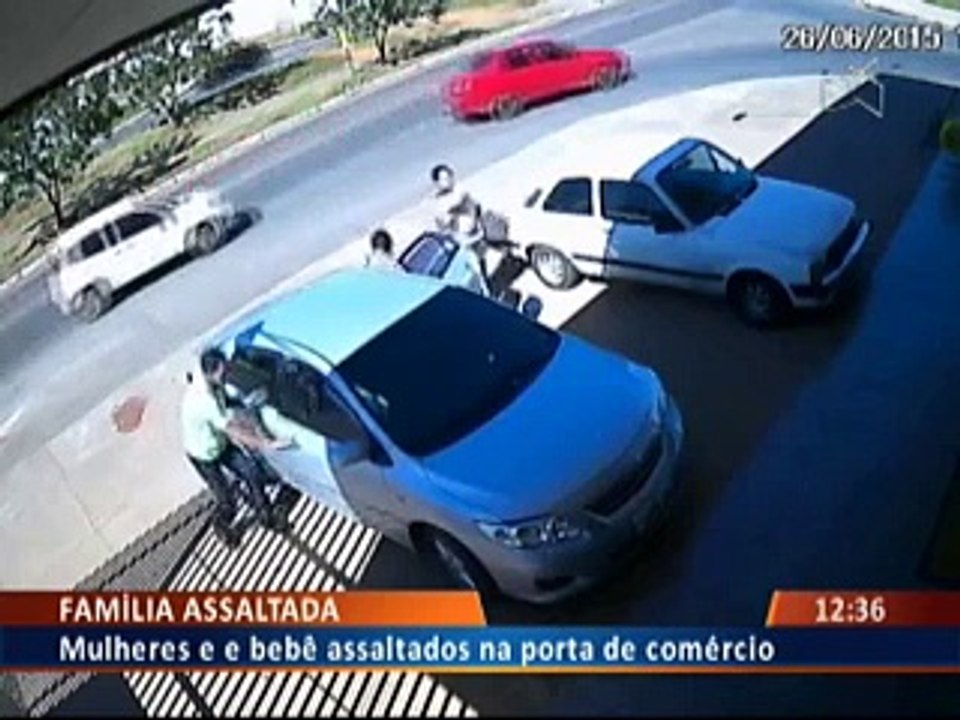 Família assaltada