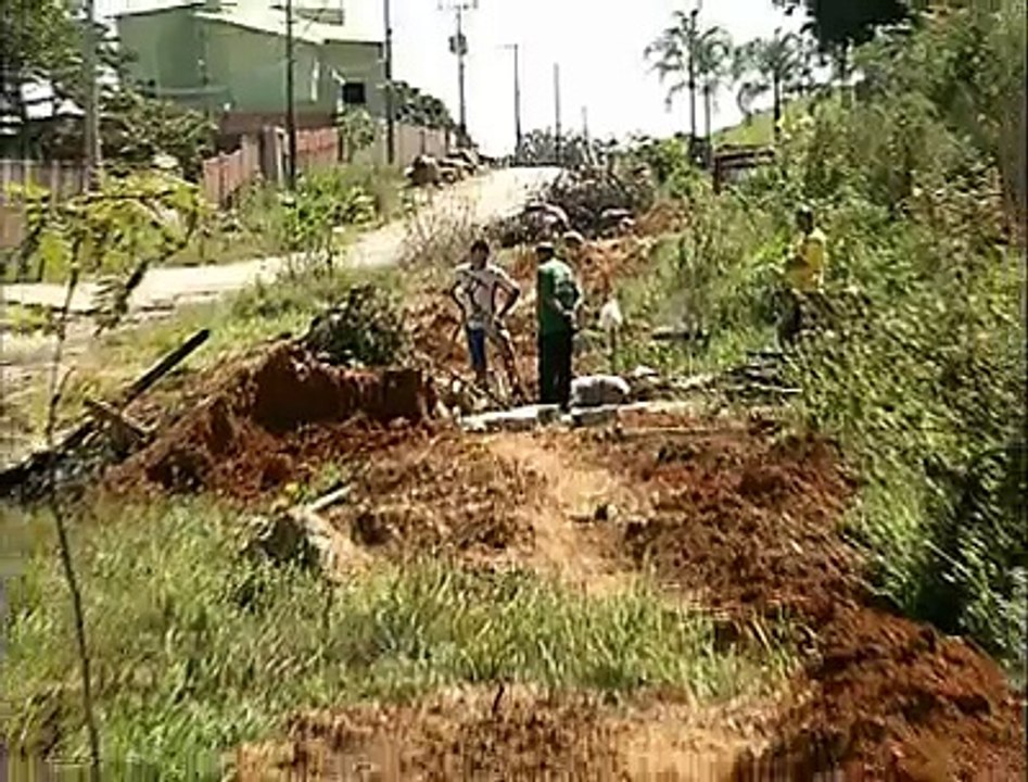 Esgoto no Guará