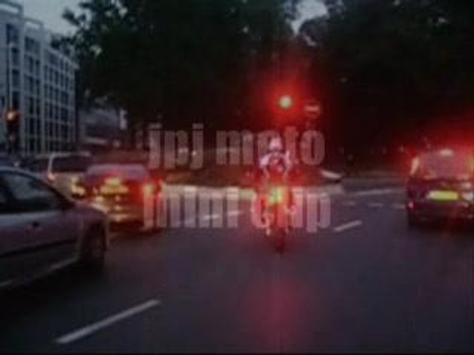 jpj moto :(présentations)