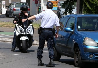 Alcool et oreillette : que pensez-vous des nouvelles mesures pour la sécurité routière ?