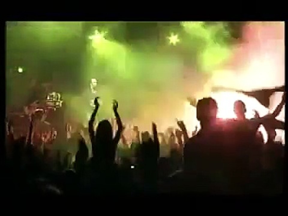 ΠΥΞ ΛΑΞ - Έπαψες αγάπη να θυμίζεις (Live)