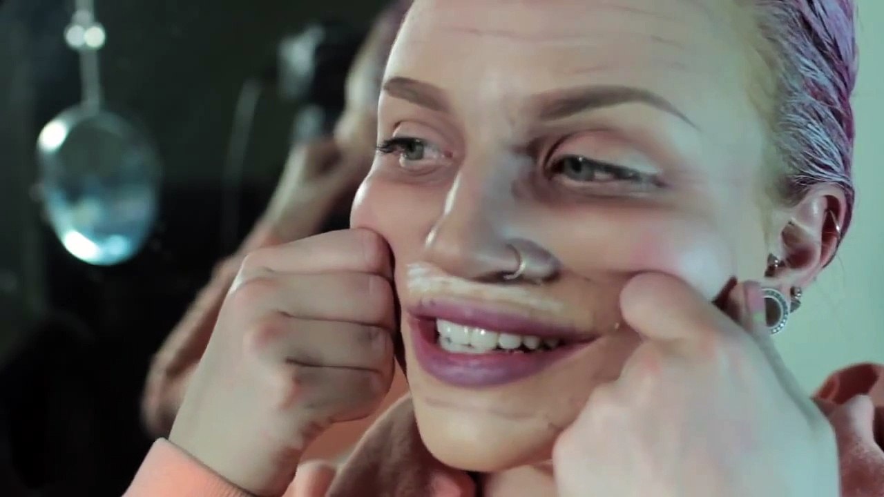 Gore Basics: Old Age Latex Stipple Makeup Tutorial