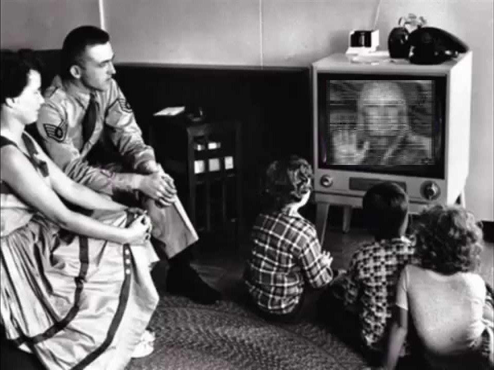 Interrupción extraterrestre emitido en directo por la BBC en 1977.