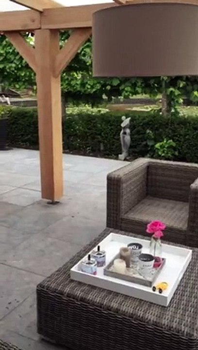 La terrasse que tout le monde aimerait avoir pour un apéritif entre amis