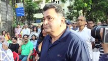 Rishi Kapoor fails to recognise Meenakshi Seshadri