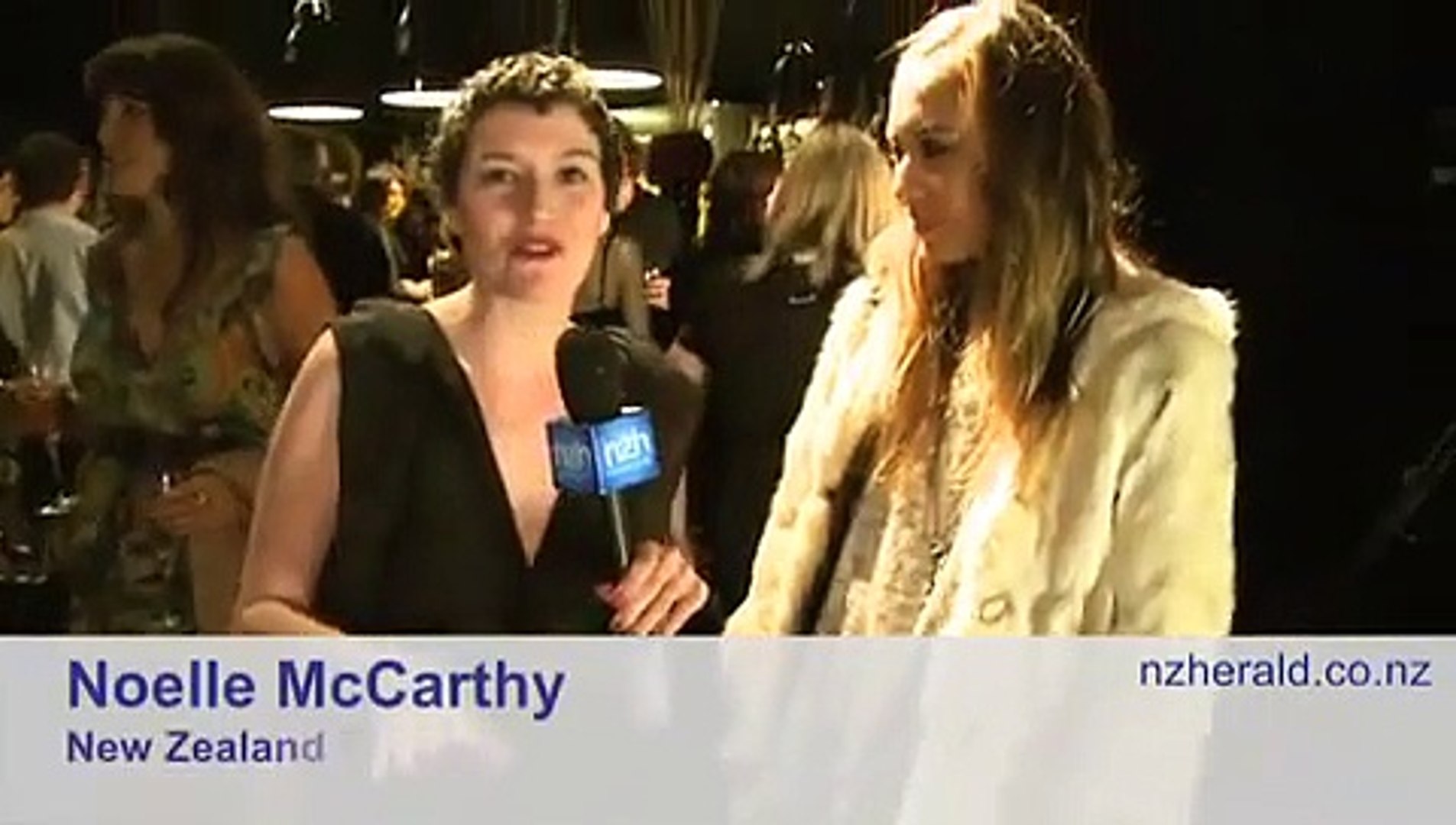 ⁣Fashion Week: Fashion Toast