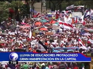 Con culantro en sus manos educadores se manifestaron por declaraciones de Solís