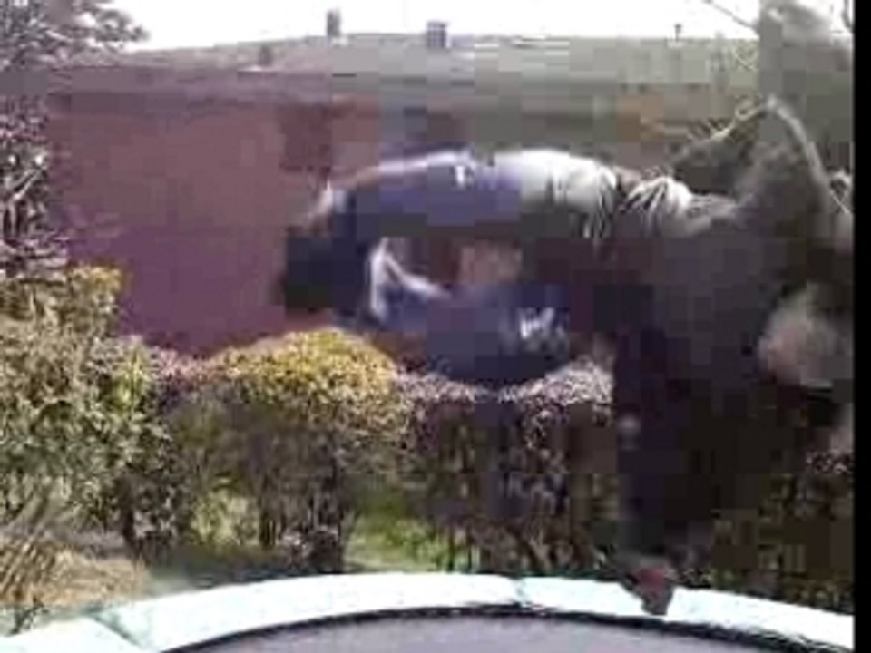 FREESTYLE TRAMPOLINE 2