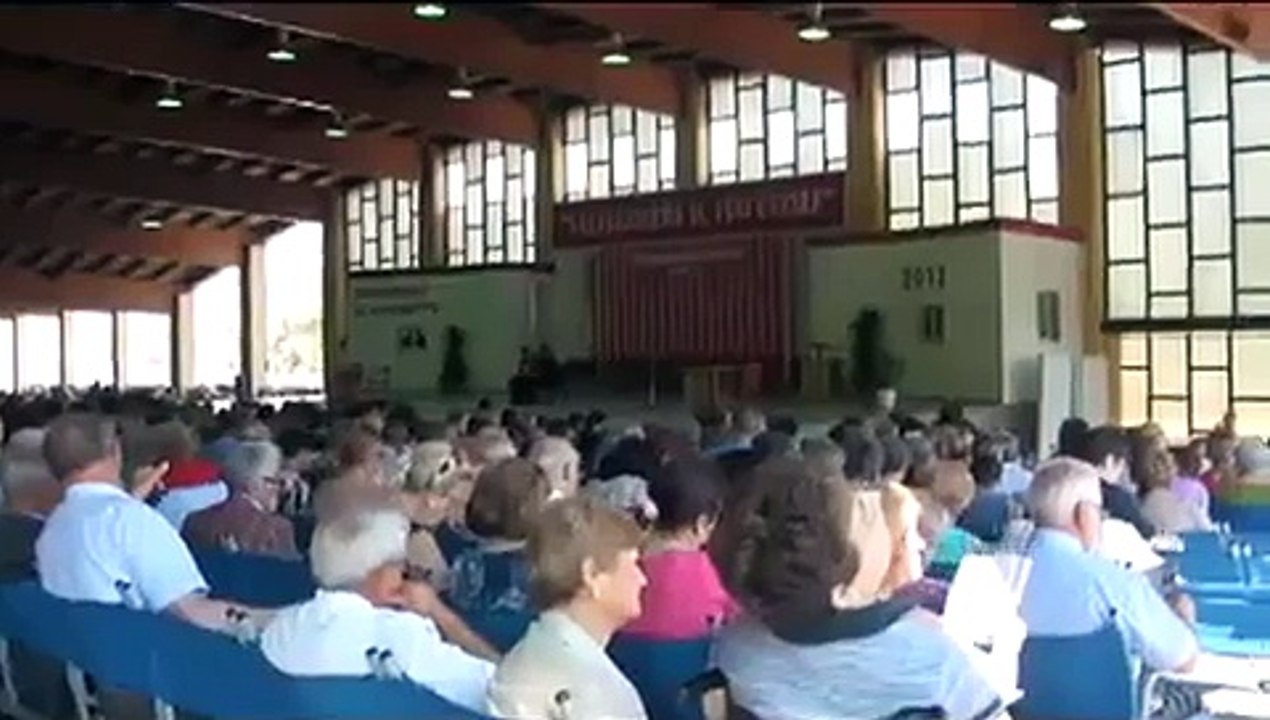 Forchia Benevento Assemblea dei Testimoni di Geova 2012 Salvaguarda il tuo cuore.