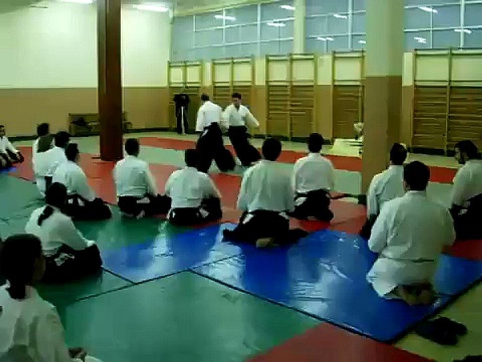 AIKIDO - Ushiro ryo katate dori kokyu ho