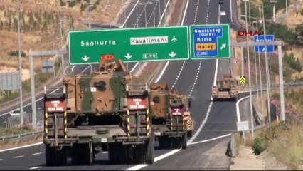 Kilis'e tank ve asker sevkiyatı