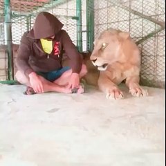 Ben Buradan Korktum Adamda Tık Yok.!! enteresan