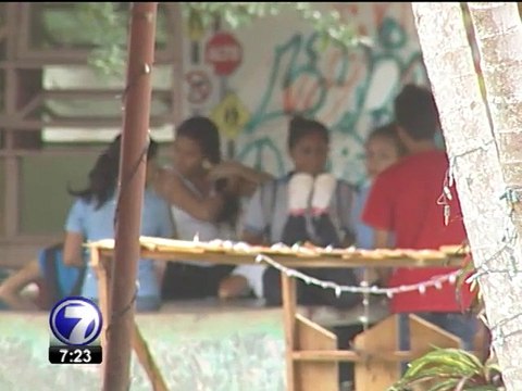 Teléfonos en las aulas podrían ser arma de doble filo