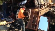 Familia encuentra a su perro bajo escombros que dejó un deslizamiento