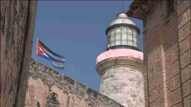 Cuba y EE.UU. acuerdan la reapertura histórica de embajadas
