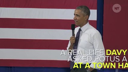 Obama Freaked Out Like A Little Kid When He Met "Davy Crockett"