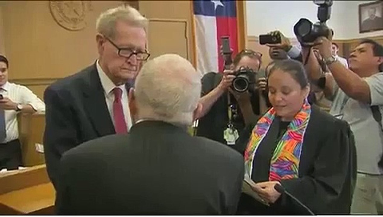 Same-sex marriage; Octogenarian couple weds in Texas